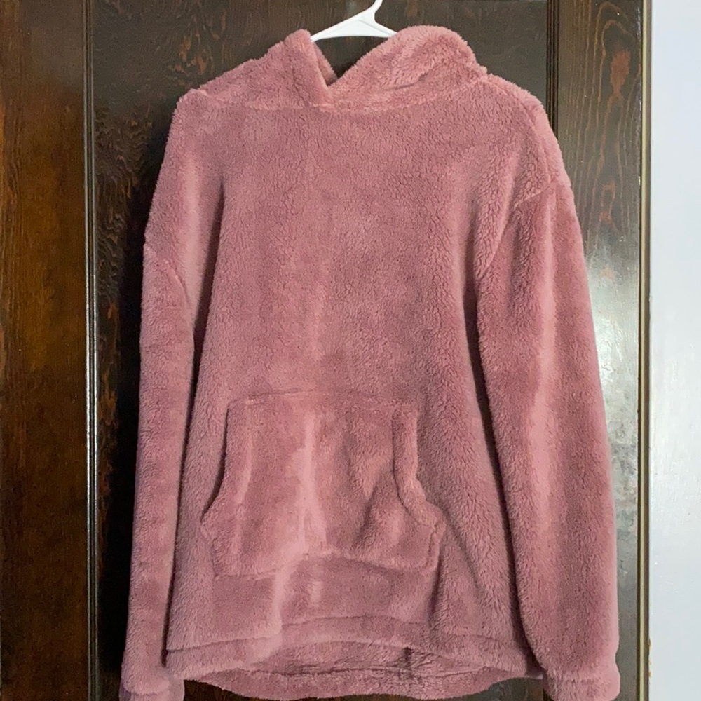 Fuzzy pullover